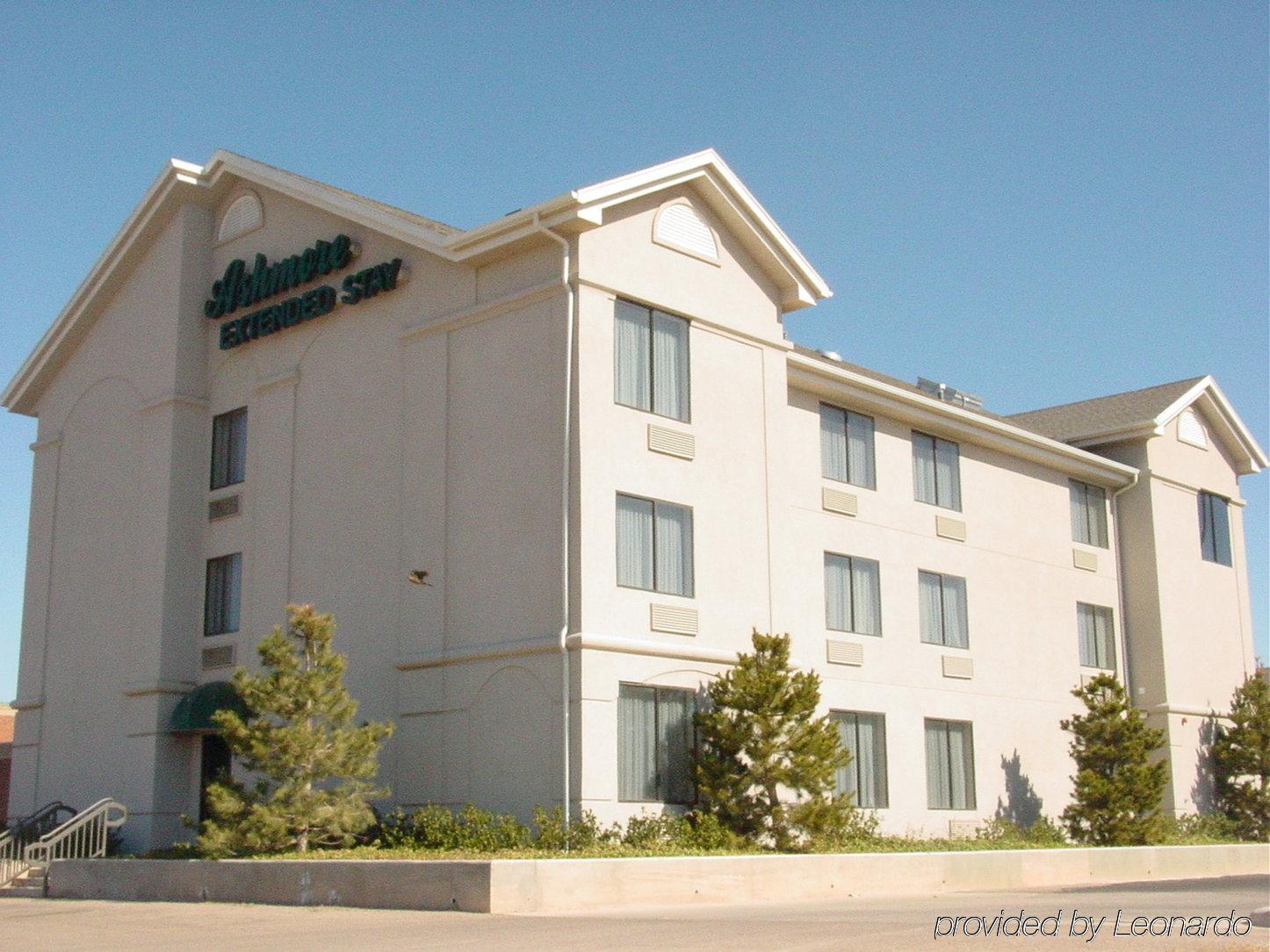 Ashmore Inn And Suites Lubbock Eksteriør bilde
