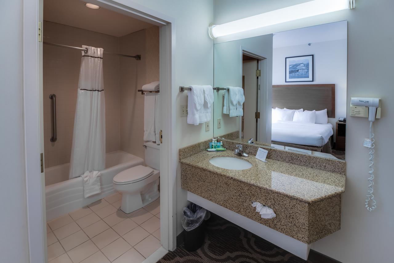 Ashmore Inn And Suites Lubbock Eksteriør bilde