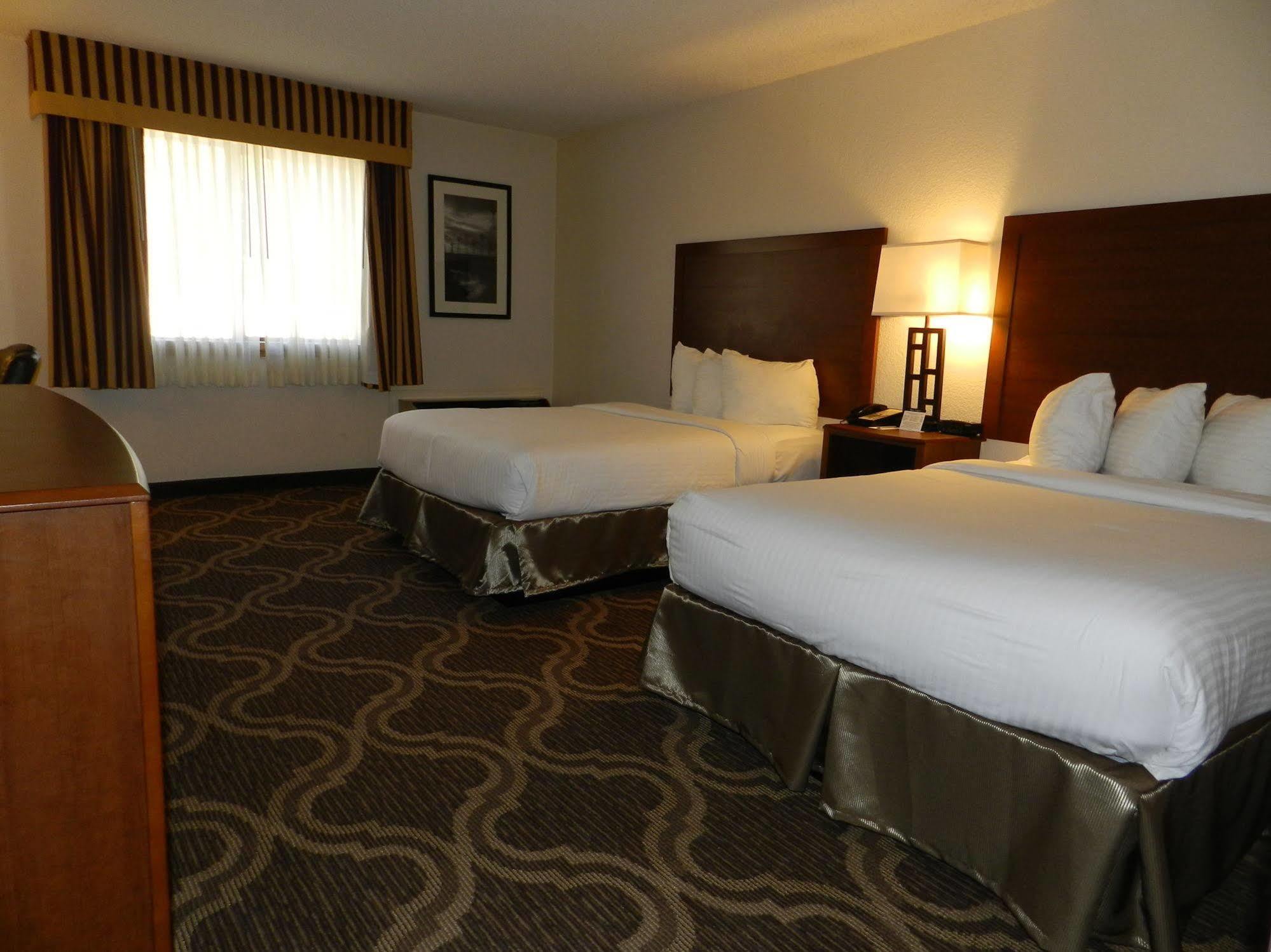 Ashmore Inn And Suites Lubbock Eksteriør bilde