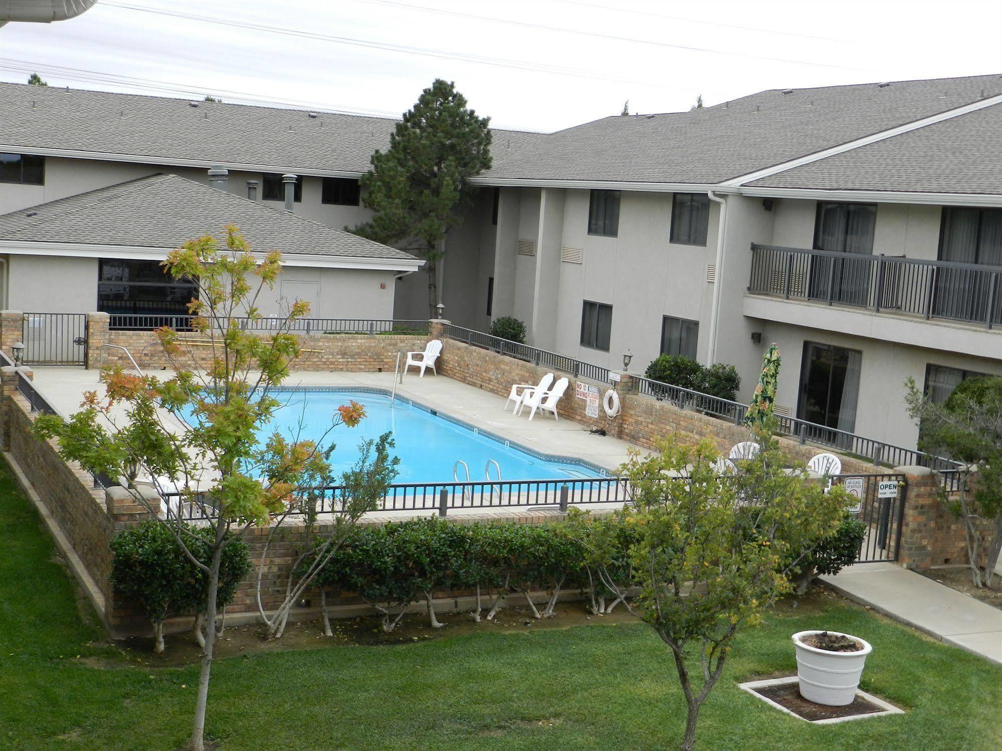 Ashmore Inn And Suites Lubbock Eksteriør bilde